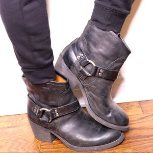Vintage Lucky Brand Boots (9.5)